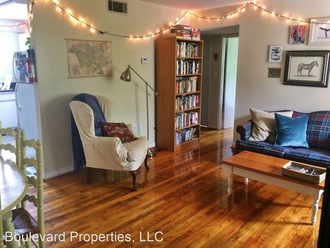 Building Photo - 136 Grady Ave