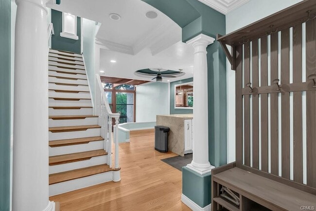 Building Photo - 6314 Marina Pacifica Dr S