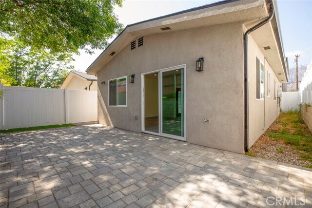 Building Photo - 7858 Kyle St