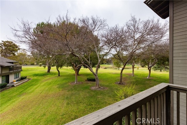 Building Photo - 9 Flores