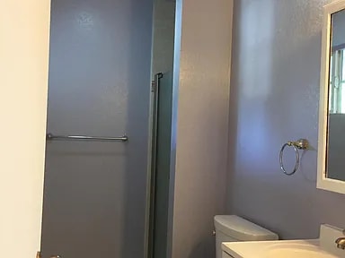 Building Photo - 427 Mignot Ln