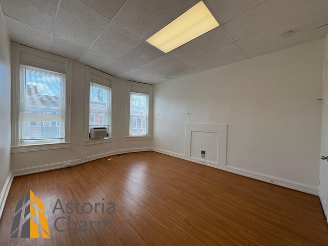 Building Photo - Updated 4 BR Home with Spacious Yard & Pre...