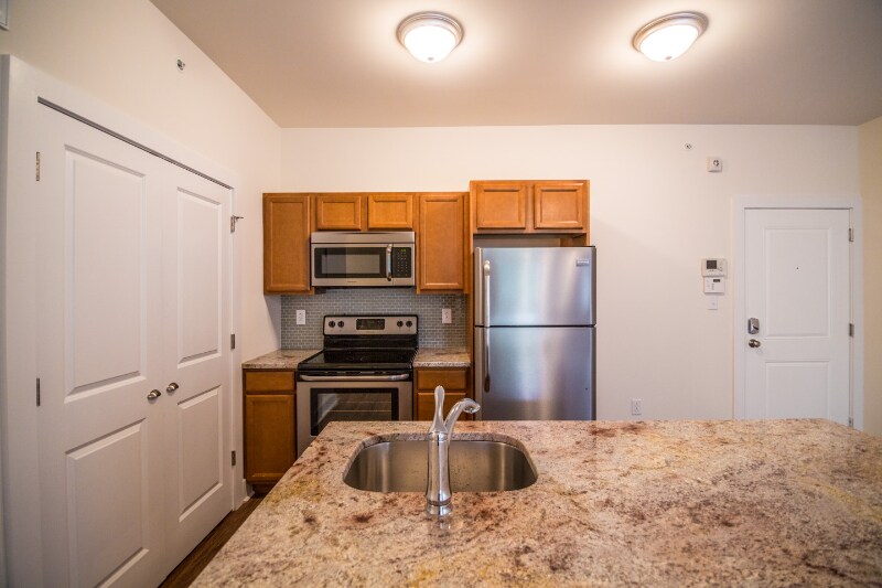 Building Photo - 411 N 34th St