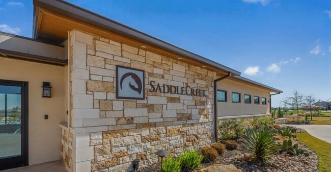 Building Photo - Saddle Creek