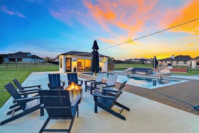 Building Photo - 404 Prairie Clover Dr