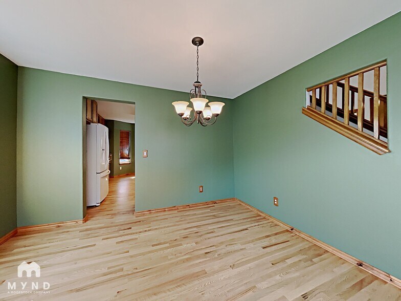 Building Photo - 5839 Instone Cir