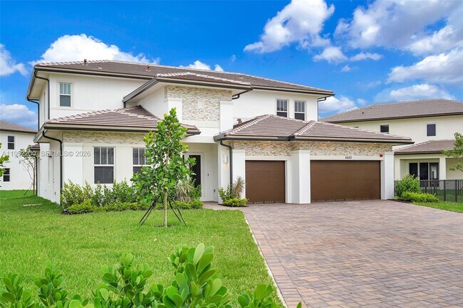 Building Photo - 4422 SW 122nd Ter