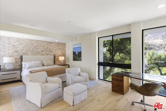 Building Photo - 3851 Sweetwater Canyon Dr