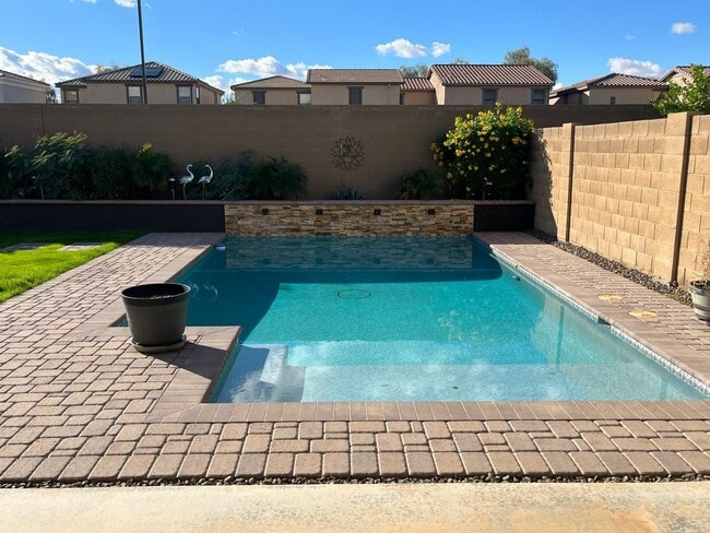 Building Photo - 17430 N 184th Ln