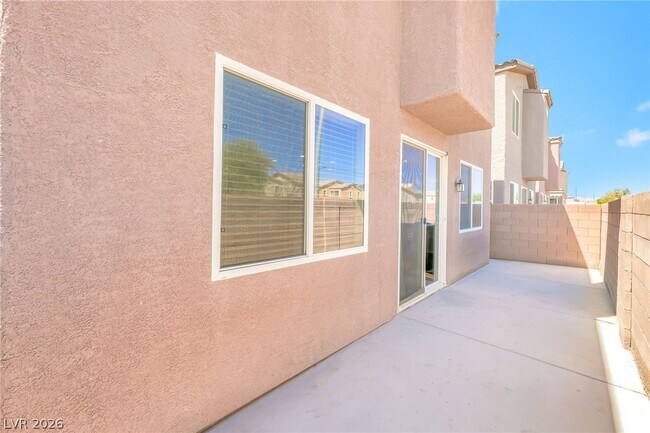 Building Photo - 6318 Bijah Spring Ave