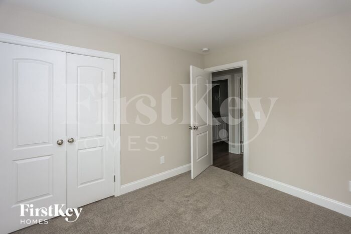 Building Photo - 2061 Samantha Dr