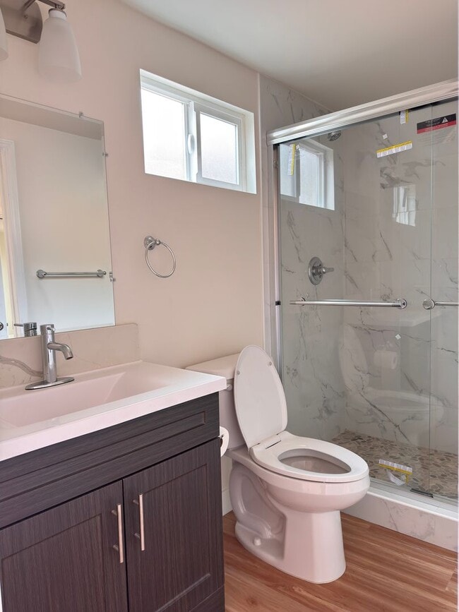 Building Photo - 1060 McFarland Ave