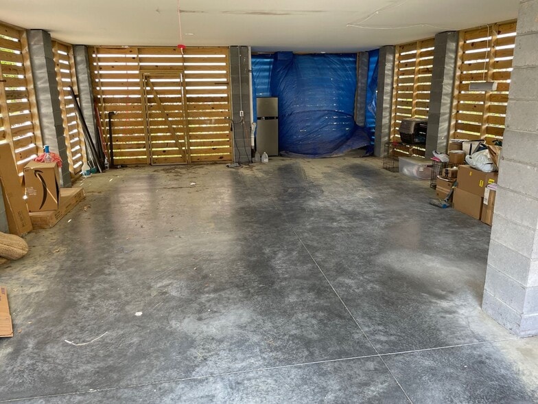 Building Photo - 106 Cooper St