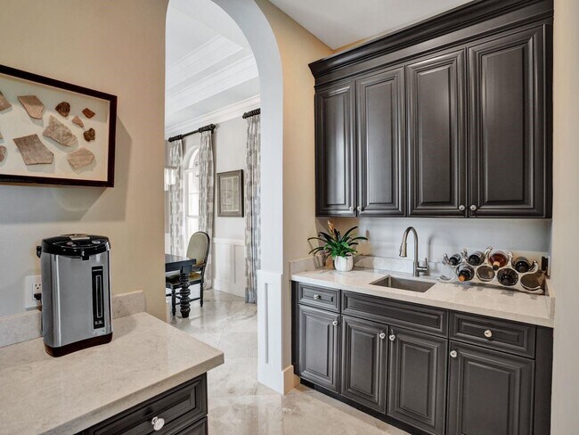 Building Photo - 12328 NW 69th Ct