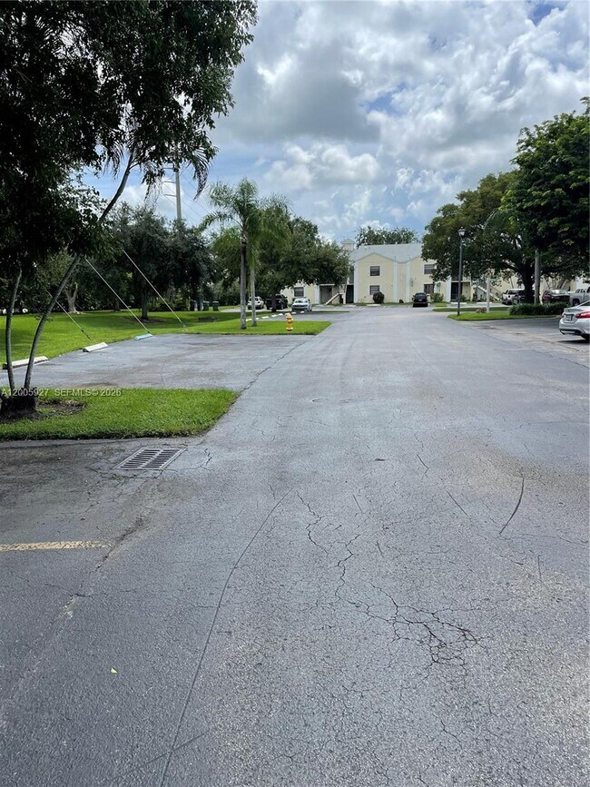 Building Photo - 1100 Constitution Dr