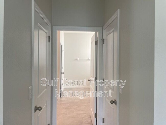 Building Photo - 2207 Midnight Pearl Dr