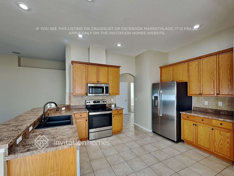 Building Photo - 1106 Barclay Wood Dr