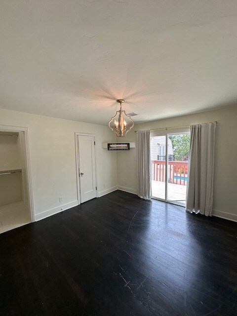 Building Photo - 212 Edgemere Ct