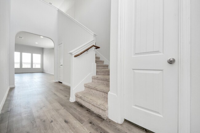 Building Photo - 4919 Purple Wisteria Ln