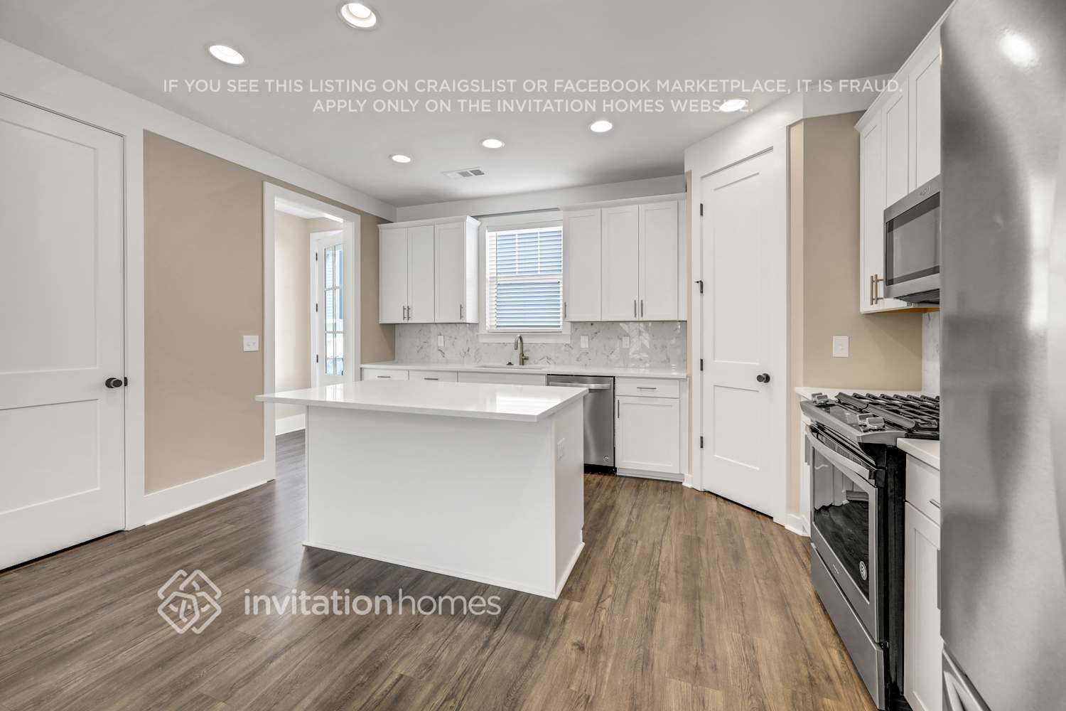 Building Photo - 267 Founders Ln