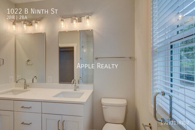 Building Photo - 1022 9th St