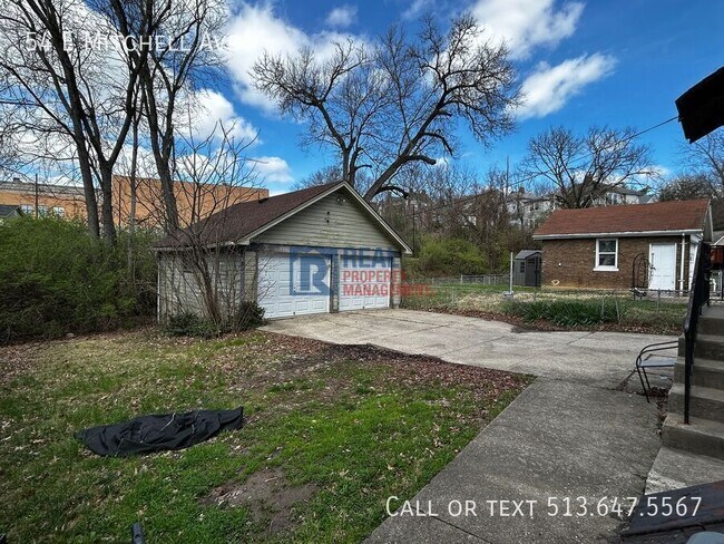 Building Photo - 54 E Mitchell Ave
