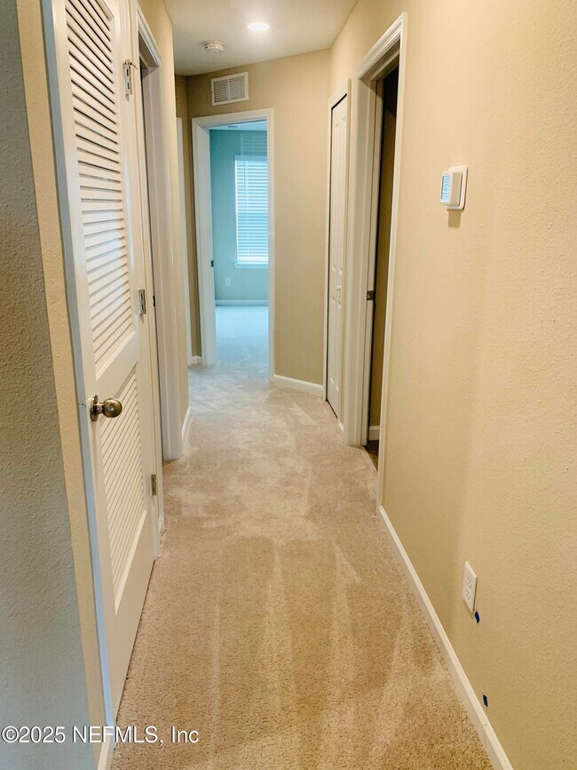 Building Photo - 285 Boracay Cir