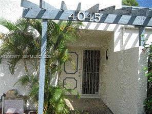 Building Photo - 4045 SW 68th Way