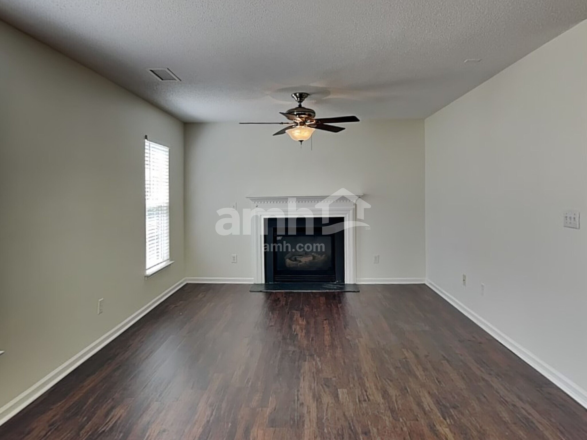 Building Photo - 126 Winborne Dr