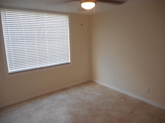 Building Photo - 1st Floor Unit overlooking the Preserve- 2/2 Condo in the Enclave