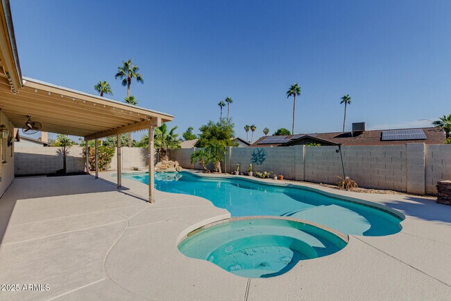 Building Photo - 13209 N 30th St