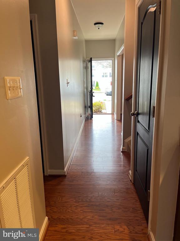 Building Photo - 53 Compound Cir