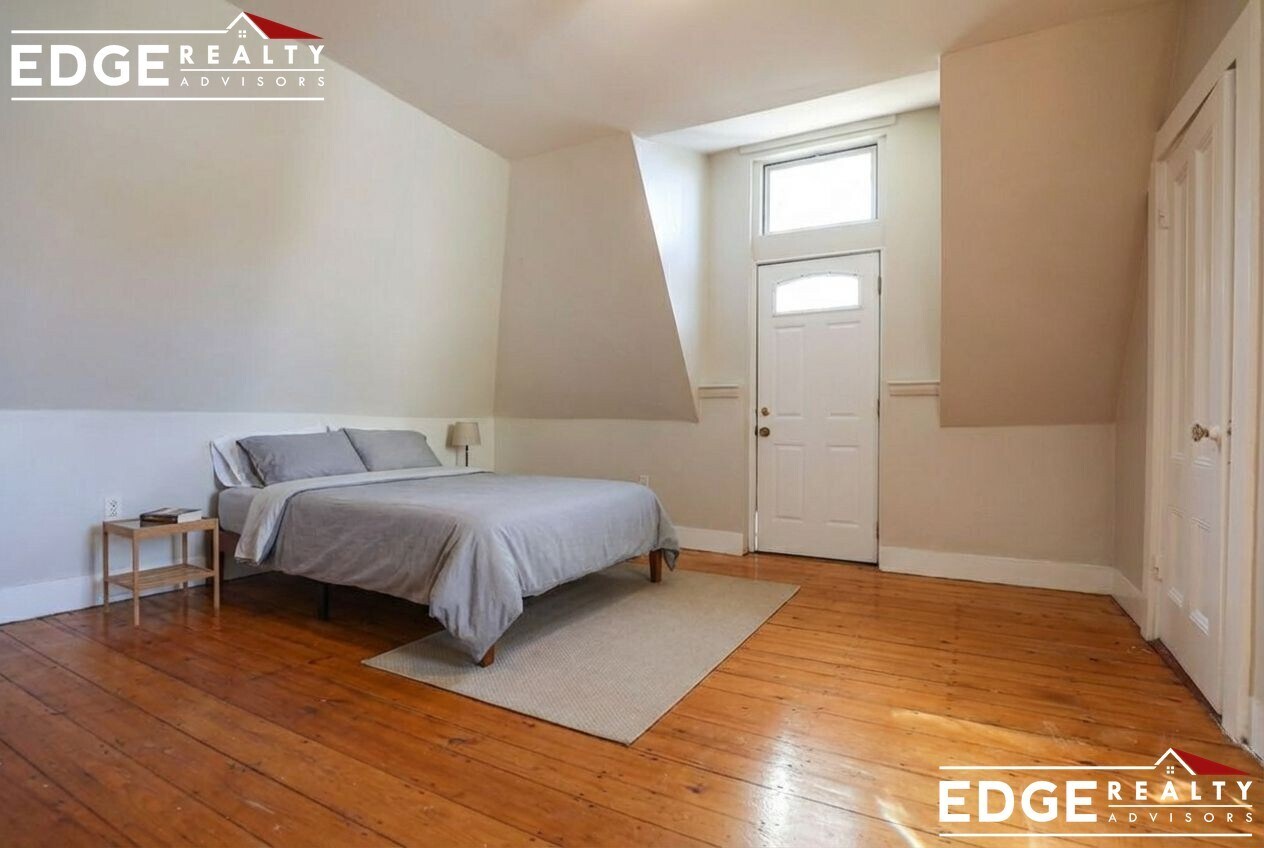 Building Photo - 24 Murdock St