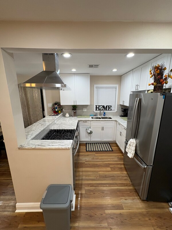 Building Photo - 1216 Hymelia Ave