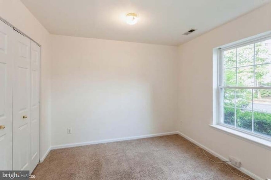 Building Photo - 7836 Canter Ct