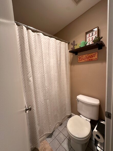 Building Photo - 4385 Georgia St