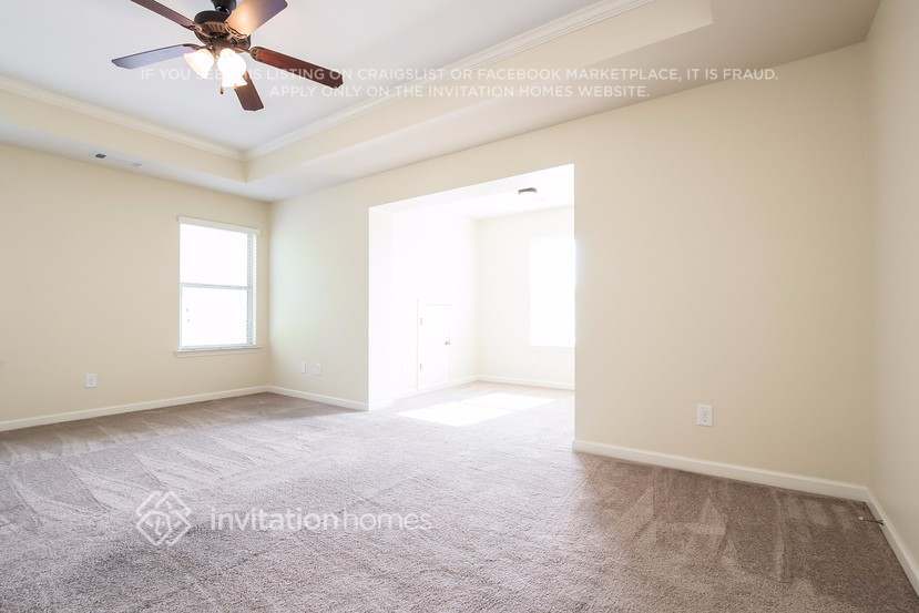 Building Photo - 4263 Violet Way Ct