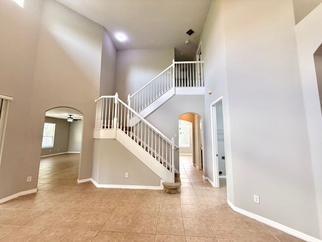 Building Photo - GORGEOUS Two Story 4/3.5 home in sought af...