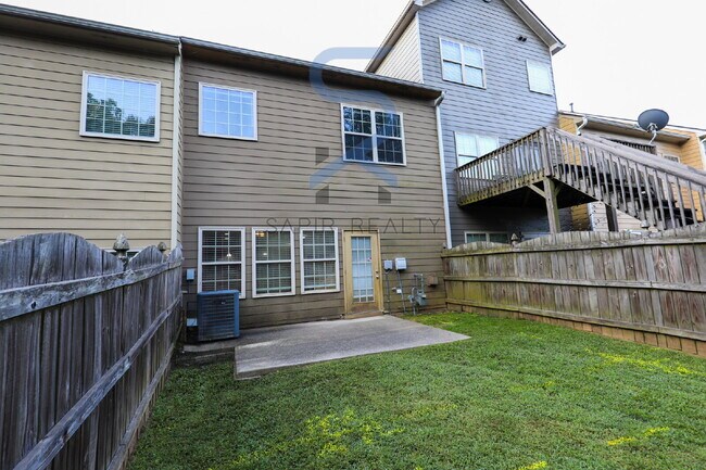 Building Photo - 67 Trailside Cir