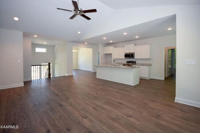 Building Photo - New Construction in North Knox!