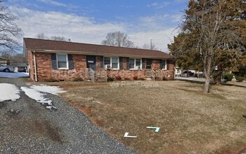 Building Photo - 137 18th St NW