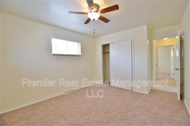 Building Photo - 4477 E Jewell Ave