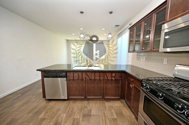 Building Photo - 3238 Lahar Ln