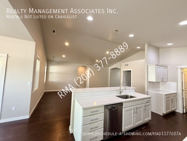 Building Photo - 3744 S Antler Ridge Ave