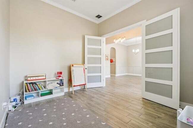 Building Photo - 16601 Malaga Hills Dr