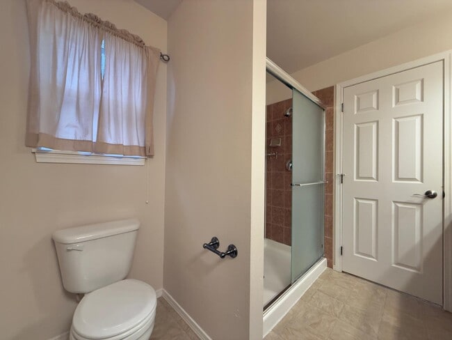 Building Photo - 6211 S Terre Vista St