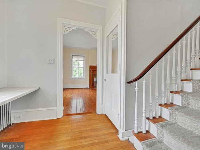 Building Photo - 657 S Sumneytown Pike