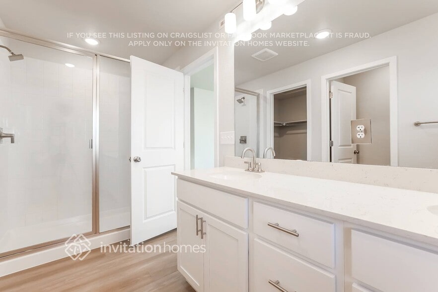 Building Photo - 22605 E 47th Ave