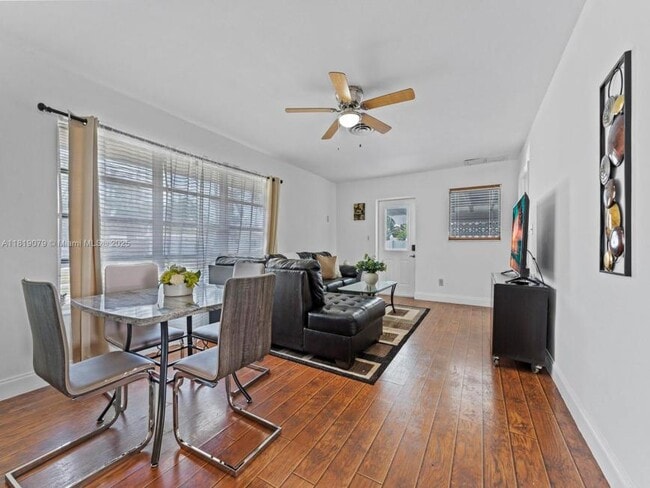 Building Photo - 2 bedroom in Hollywood FL 33020