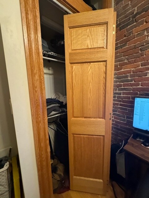 Building Photo - 46 Garden St